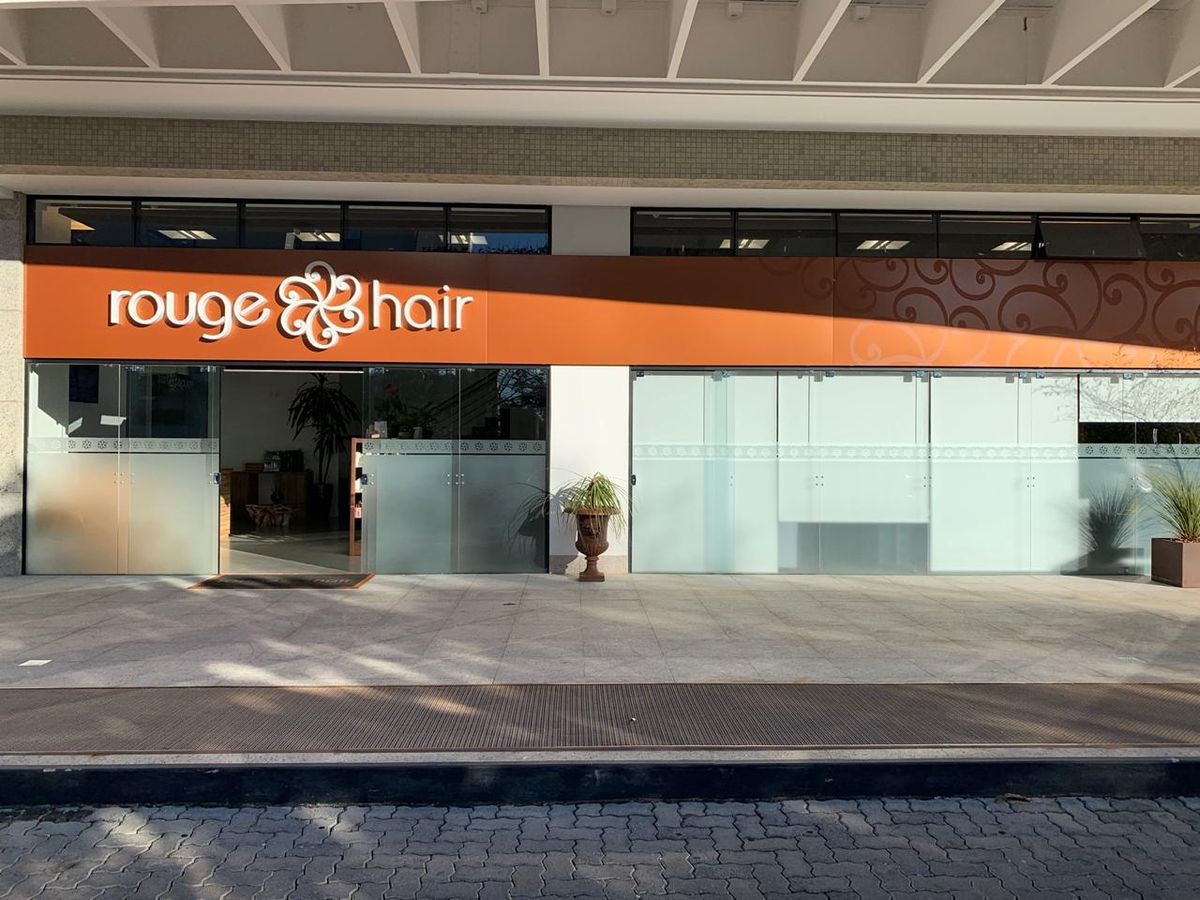 rouge-hair